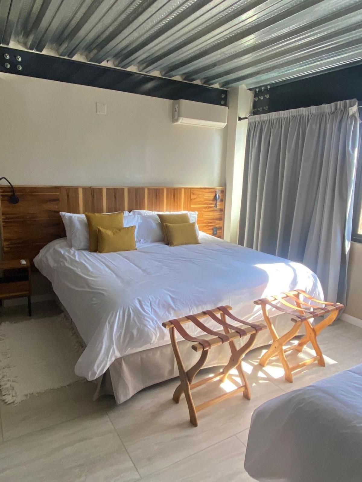 718 Rufino Petit Hotel 门多萨 外观 照片